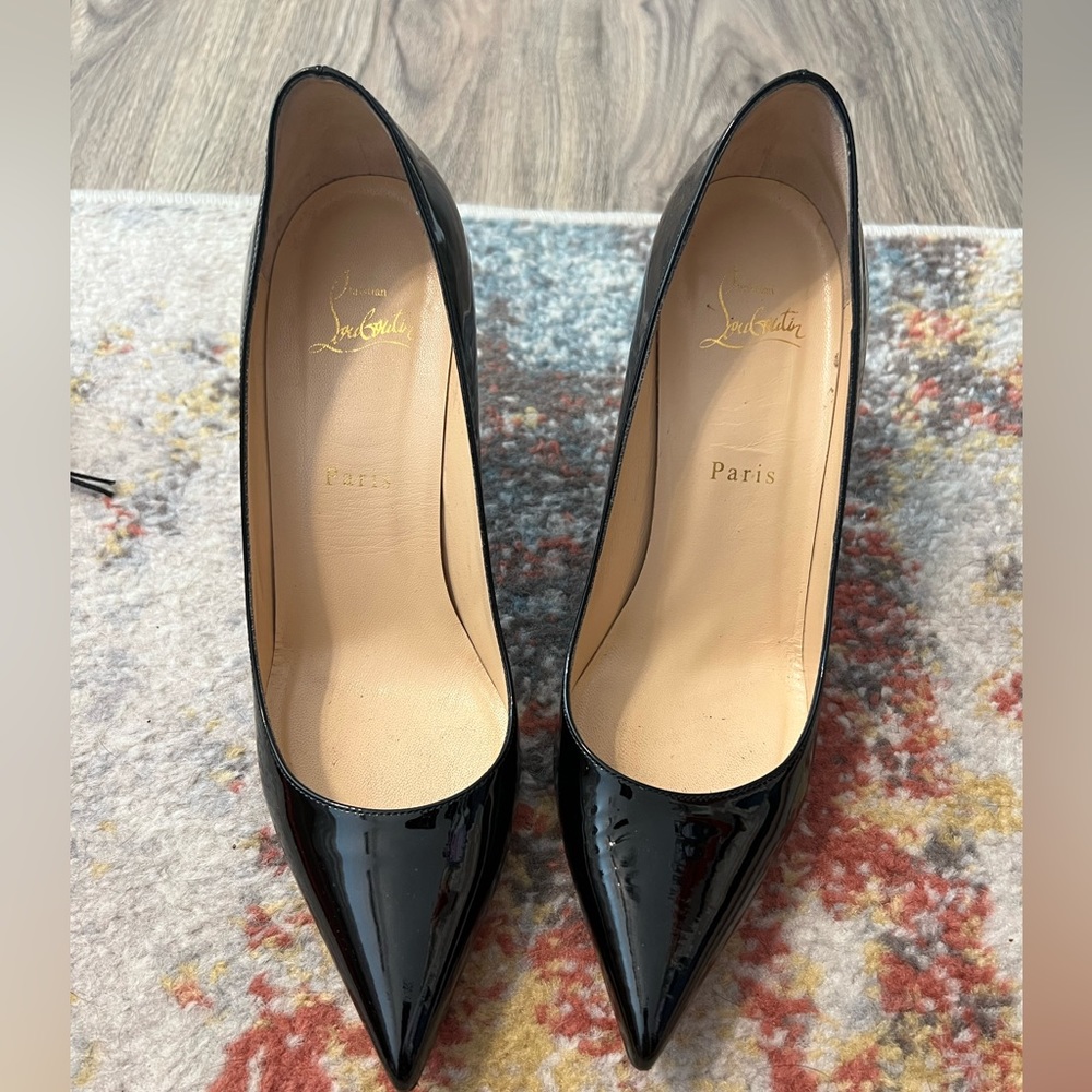 Lightly worn Christian Louboutin heels